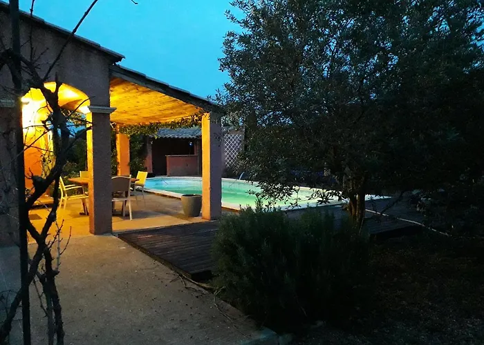 Madura - Classee 3 Etoiles - Confort Et Bien-etre A 2 Pas Des Commodites Et De L'herault * Canet (Herault)
