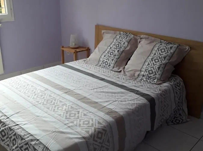 Madura - Classee 3 Etoiles - Confort Et Bien-etre A 2 Pas Des Commodites Et De L'herault Semesterbostad *